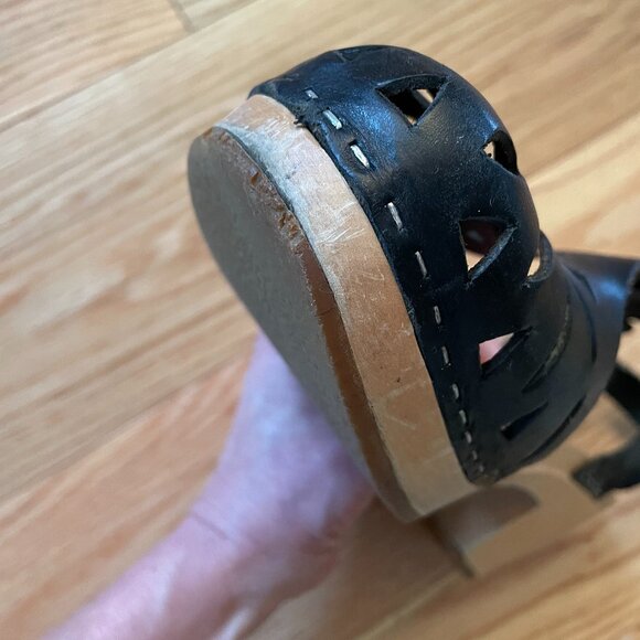 Hasbeen Swedish T-Strap Clogs - Picture 5 of 13